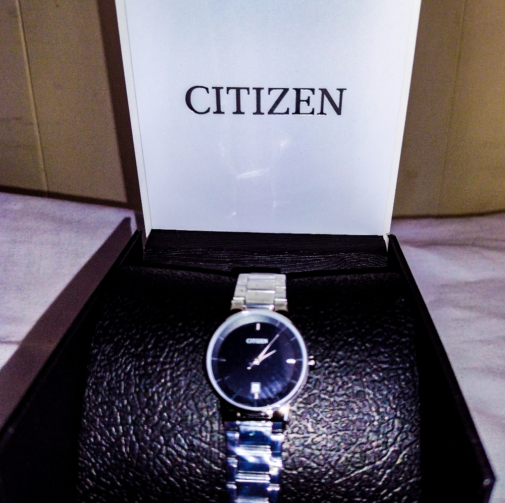 Citizen Quartz Women's Watch! - Picture 2 of 6
